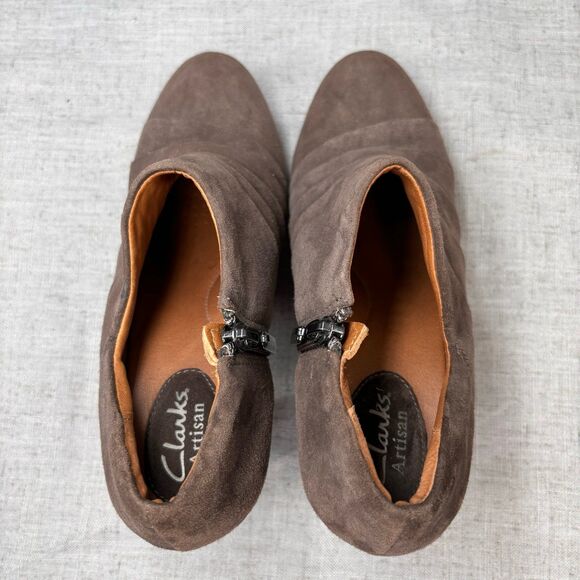 Clarks Artisan Society Gown II Boots Brown‎ Suede  Leather Heeled Boot Women's 7 - Picture 6 of 10